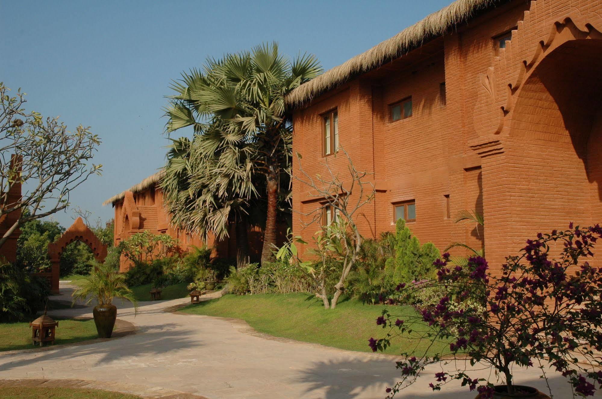 Myanmar Treasure Resorts Bagan Exterior foto